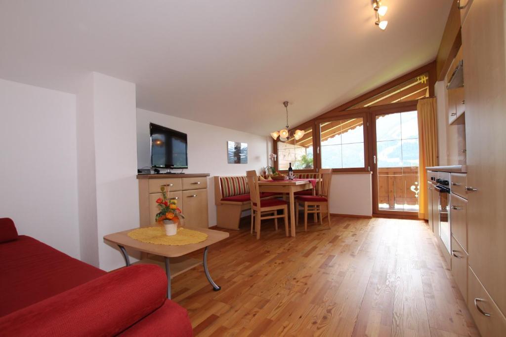 Bauernhof Hundbichl Villa Brixen im Thale Room photo